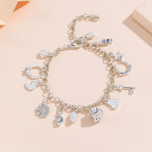 Accessories - Heart and moon charm bracelet
